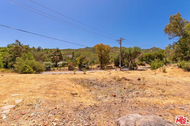 29371 Lake Vista Drive, Agoura Hills, CA 91301