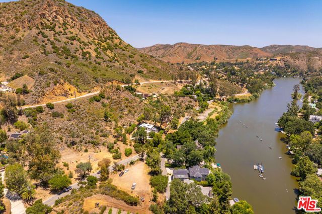 29371 Lake Vista Drive, Agoura Hills, CA 91301