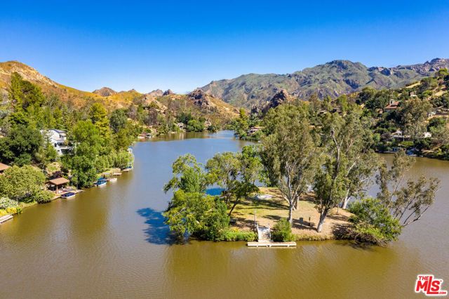 29371 Lake Vista Drive, Agoura Hills, CA 91301