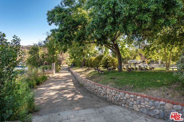 29371 Lake Vista Drive, Agoura Hills, CA 91301