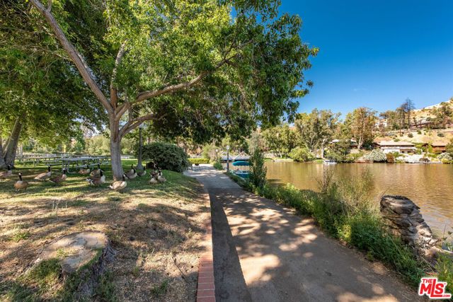 29371 Lake Vista Drive, Agoura Hills, CA 91301