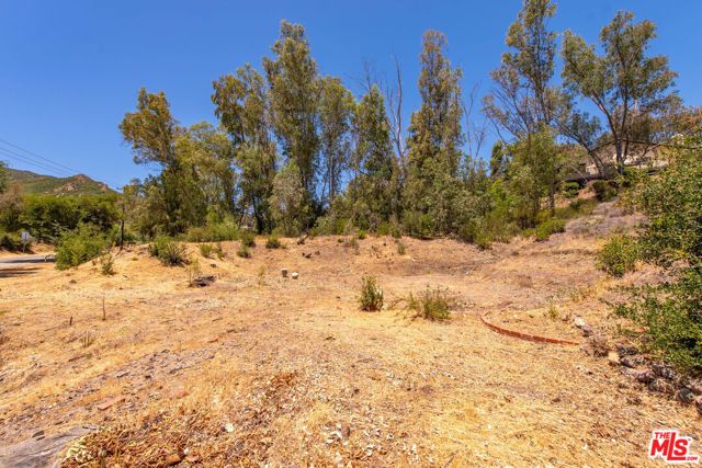 29371 Lake Vista Drive, Agoura Hills, CA 91301