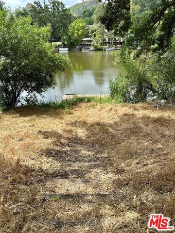 29371 Lake Vista Drive, Agoura Hills, CA 91301