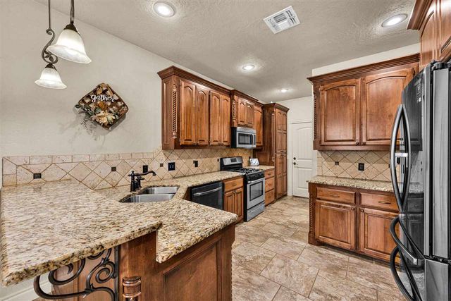 3603 NE Cypress Ln, Lawton, OK 73507