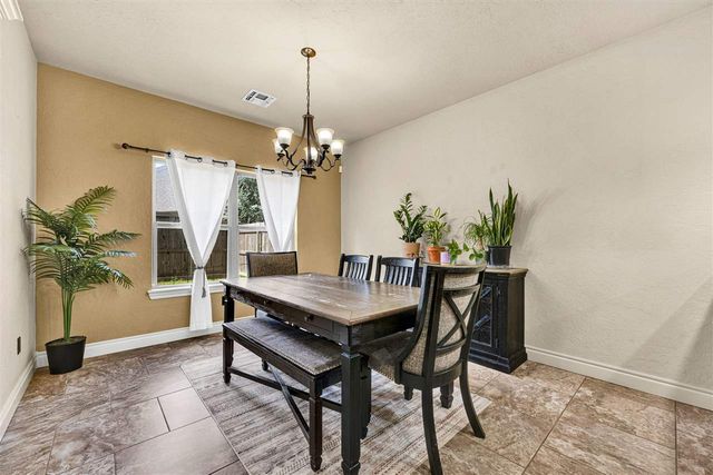 3603 NE Cypress Ln, Lawton, OK 73507