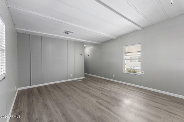 9427 E University Drive 18, Mesa, AZ 85207