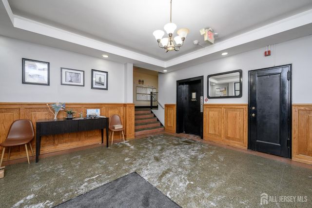 2520 John F Kennedy Boulevard, Jersey City, NJ 07304