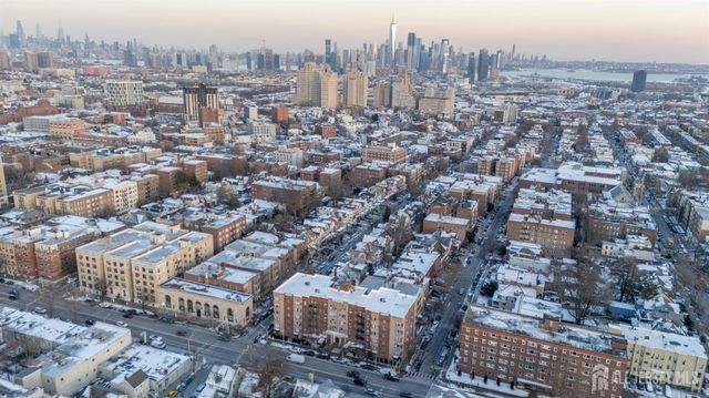 2520 John F Kennedy Boulevard, Jersey City, NJ 07304