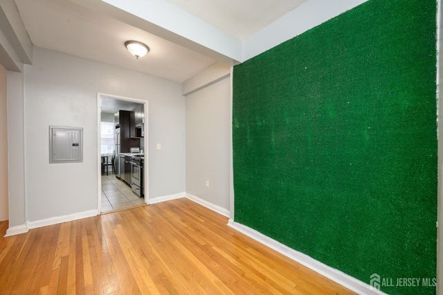 2520 John F Kennedy Boulevard, Jersey City, NJ 07304