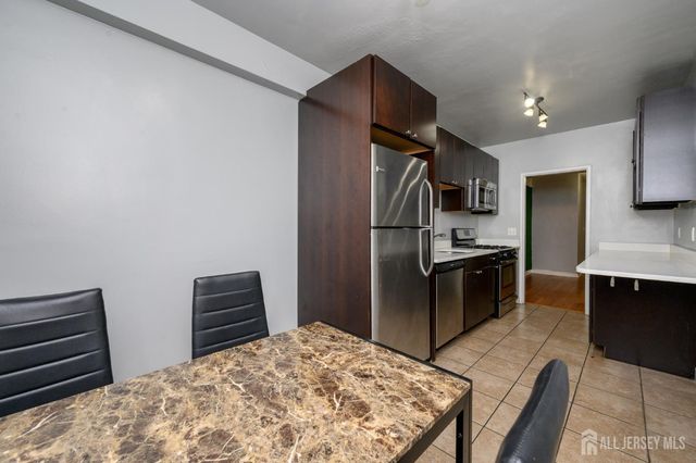 2520 John F Kennedy Boulevard, Jersey City, NJ 07304