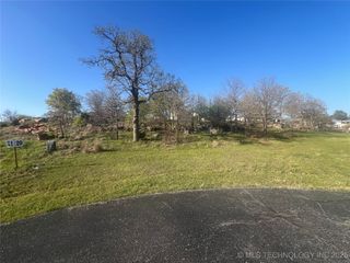 20 Armani Circle, Skiatook, OK 74070