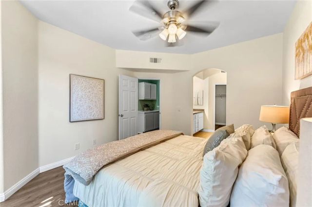 304 Birch Grove, Irvine, CA 92618