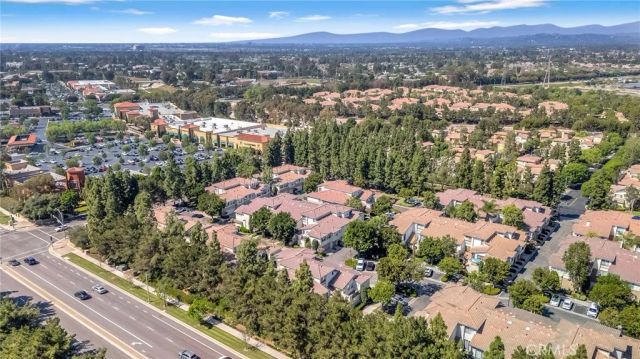 304 Birch Grove, Irvine, CA 92618