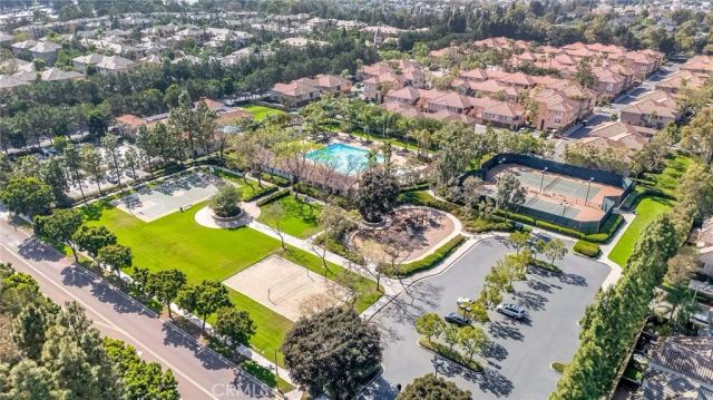 304 Birch Grove, Irvine, CA 92618