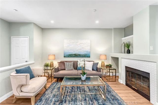 304 Birch Grove, Irvine, CA 92618