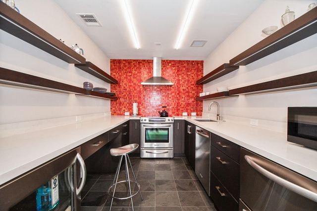 5110 San Felipe Street 145W, Houston, TX 77056