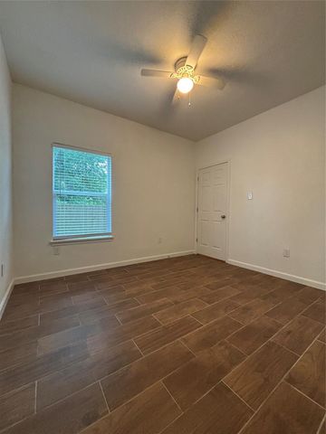 9834 Pelsey St Unit B Street, Houston, TX 77029