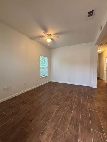 9834 Pelsey St Unit B Street, Houston, TX 77029