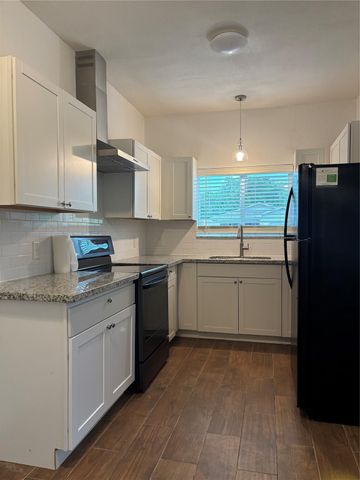 9834 Pelsey St Unit B Street, Houston, TX 77029