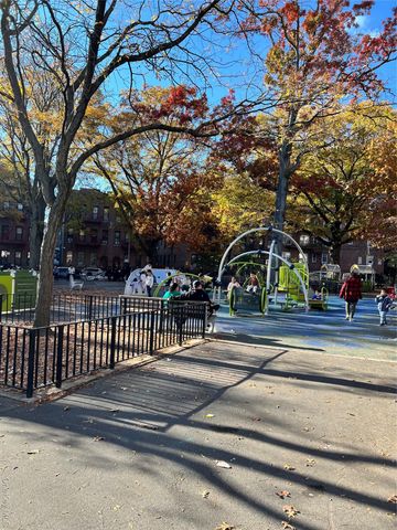 44-21 Macnish St. 2B, Elmhurst, NY 11373