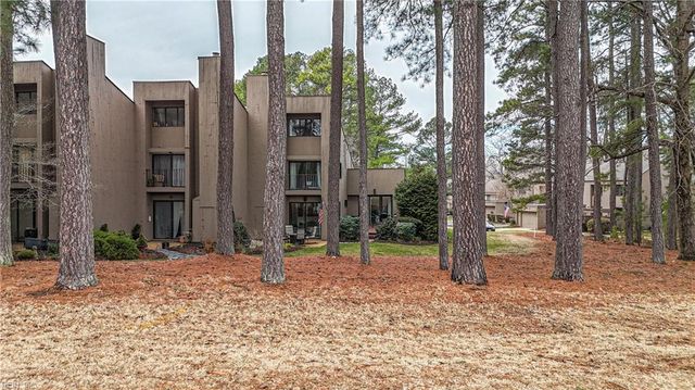 112 Harrops GLN, Williamsburg, VA 23185