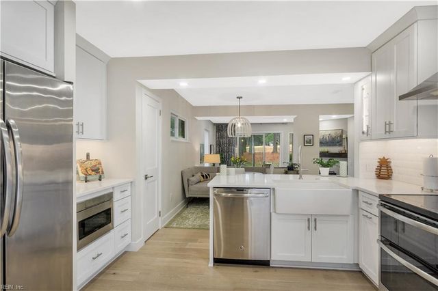 112 Harrops GLN, Williamsburg, VA 23185