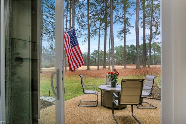 112 Harrops GLN, Williamsburg, VA 23185