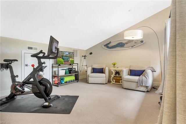 112 Harrops GLN, Williamsburg, VA 23185