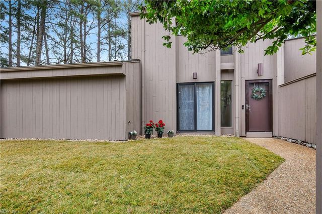 112 Harrops GLN, Williamsburg, VA 23185
