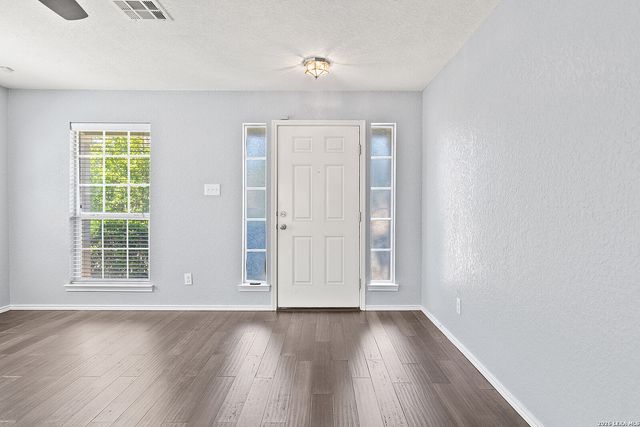 706 Scarlet Ibis, San Antonio, TX 78245