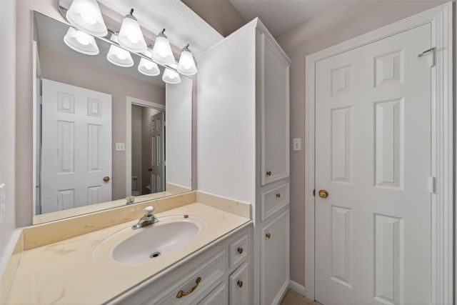 3118 Timber Village Drive, Houston, TX 77068