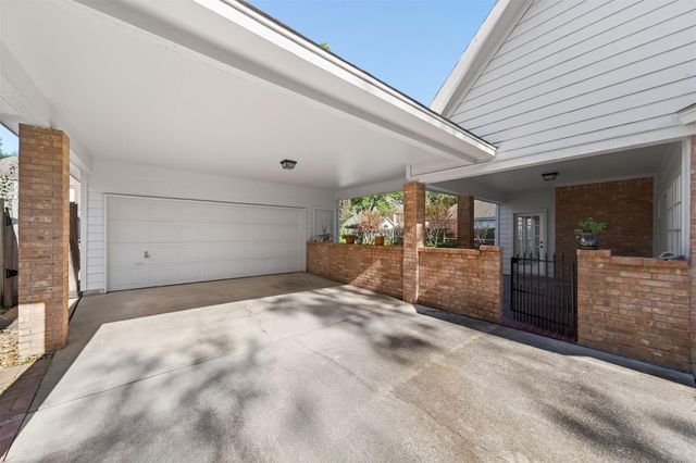 3118 Timber Village Drive, Houston, TX 77068