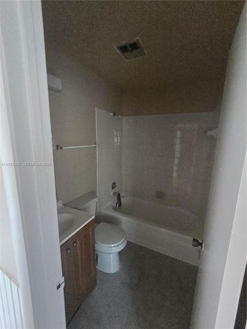 1630 Sandpiper Blvd, Homestead, FL 33035