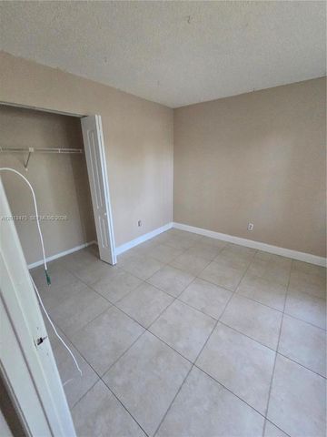 1630 Sandpiper Blvd, Homestead, FL 33035