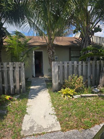 1630 Sandpiper Blvd, Homestead, FL 33035