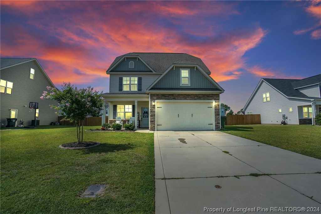 304 Rossendale Drive, Hope Mills, NC 28348 — exterior