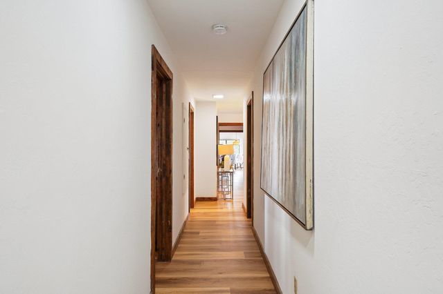 23762 Hutchinson Rd, Los Gatos, CA 95033