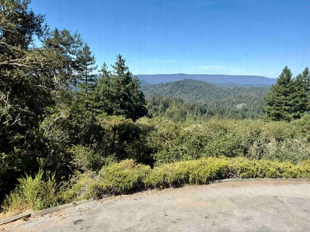 23762 Hutchinson Rd, Los Gatos, CA 95033