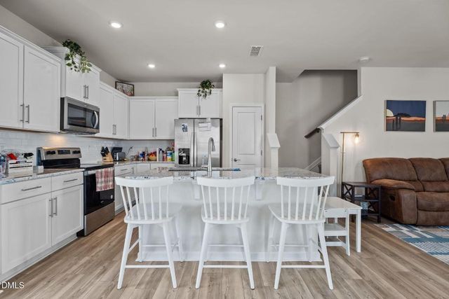 1572 Rhodes Pond Street, Wendell, NC 27591