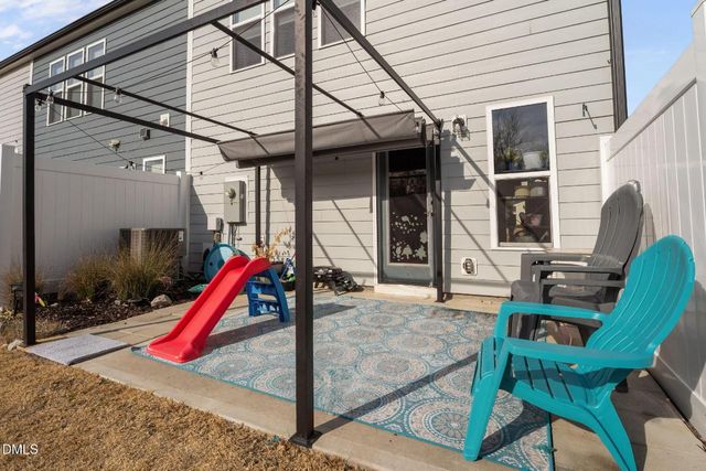 1572 Rhodes Pond Street, Wendell, NC 27591