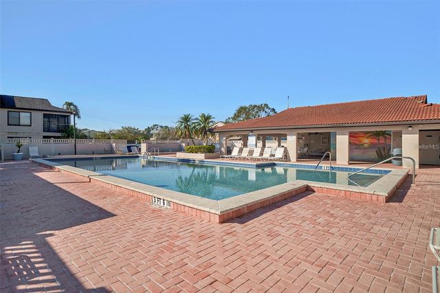 3638 59TH AVENUE W 3638, Bradenton, FL 34210