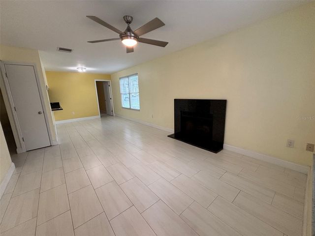 3638 59TH AVENUE W 3638, Bradenton, FL 34210