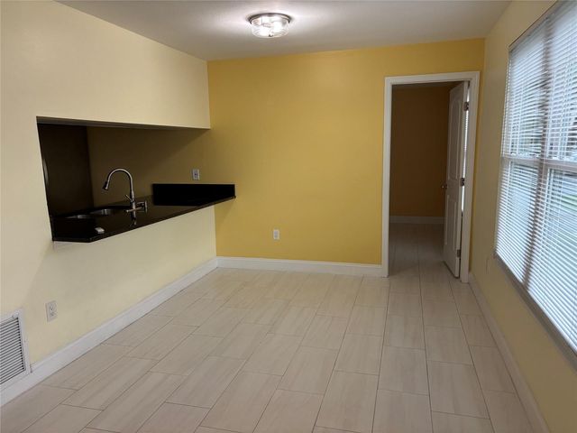 3638 59TH AVENUE W 3638, Bradenton, FL 34210