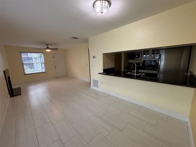 3638 59TH AVENUE W 3638, Bradenton, FL 34210