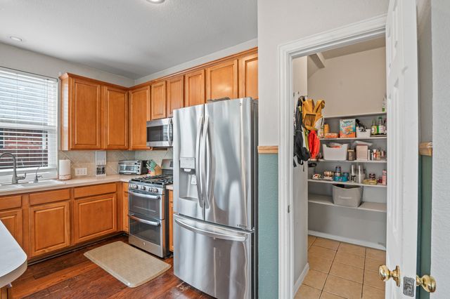 8114 Salzburg Drive, Rowlett, TX 75089