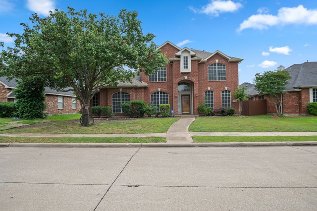8114 Salzburg Drive, Rowlett, TX 75089