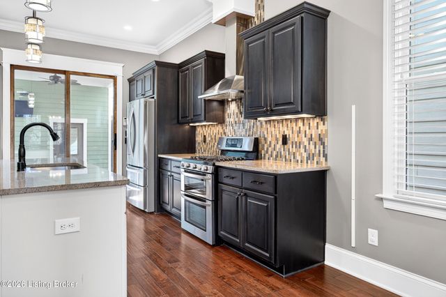 10707 Impatiens St, Prospect, KY 40059
