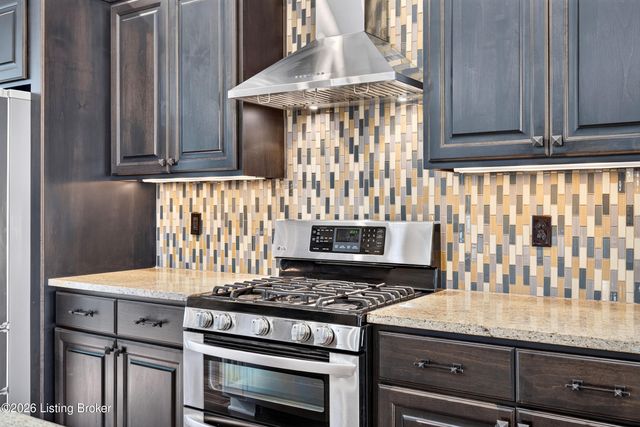 10707 Impatiens St, Prospect, KY 40059