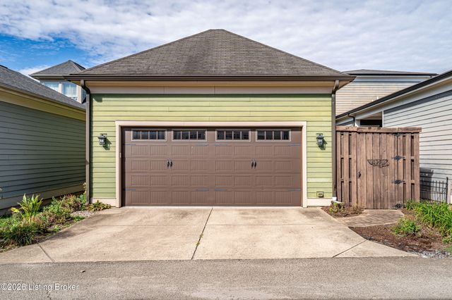10707 Impatiens St, Prospect, KY 40059