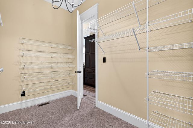 10707 Impatiens St, Prospect, KY 40059